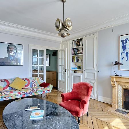 Apartment Center Of Paris With Terrace By Studio Prestige Buitenkant foto